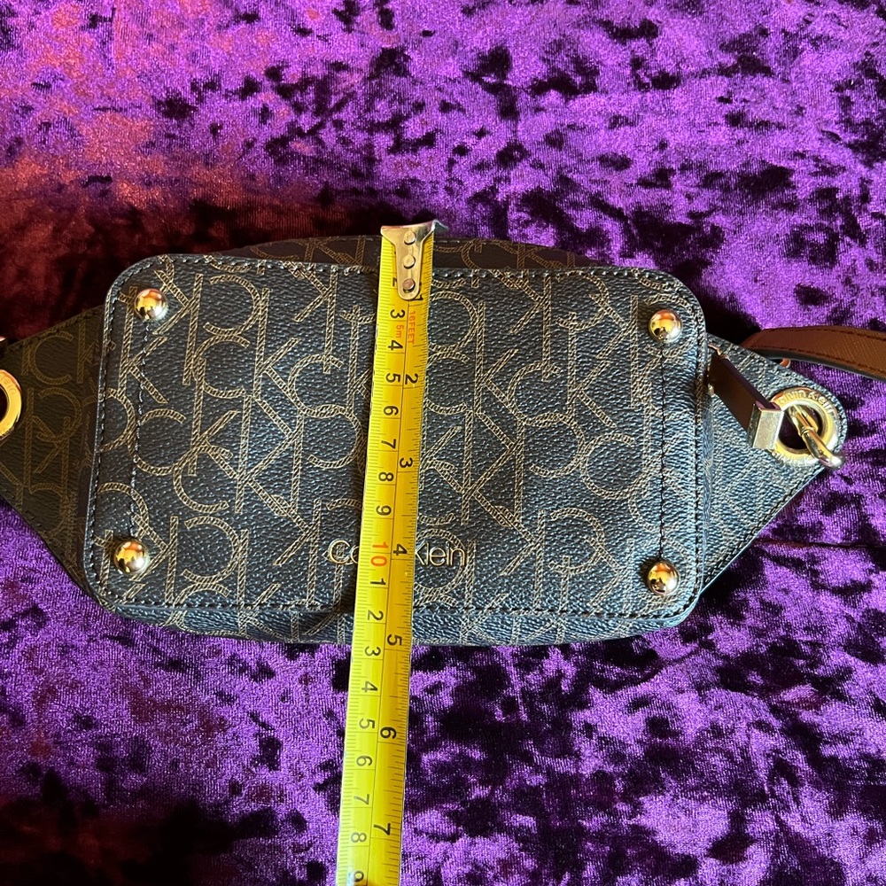Calvin Klein crossbody bag/Fanny pack
